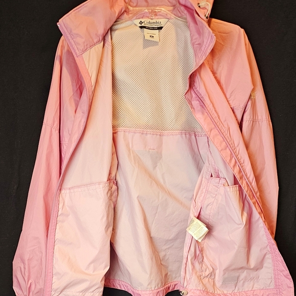 Pink Columbia rain jacket/windbreaker - Picture 2 of 11